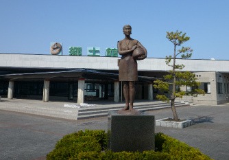 六ヶ所村立郷土館