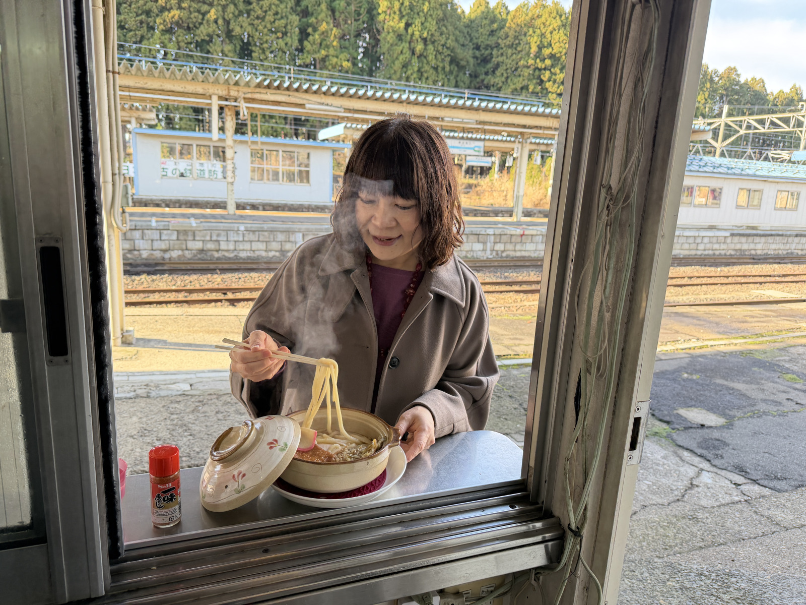 『冬の青森で鉄道旅 〜青い森鉄道で駅そば三昧!〜』