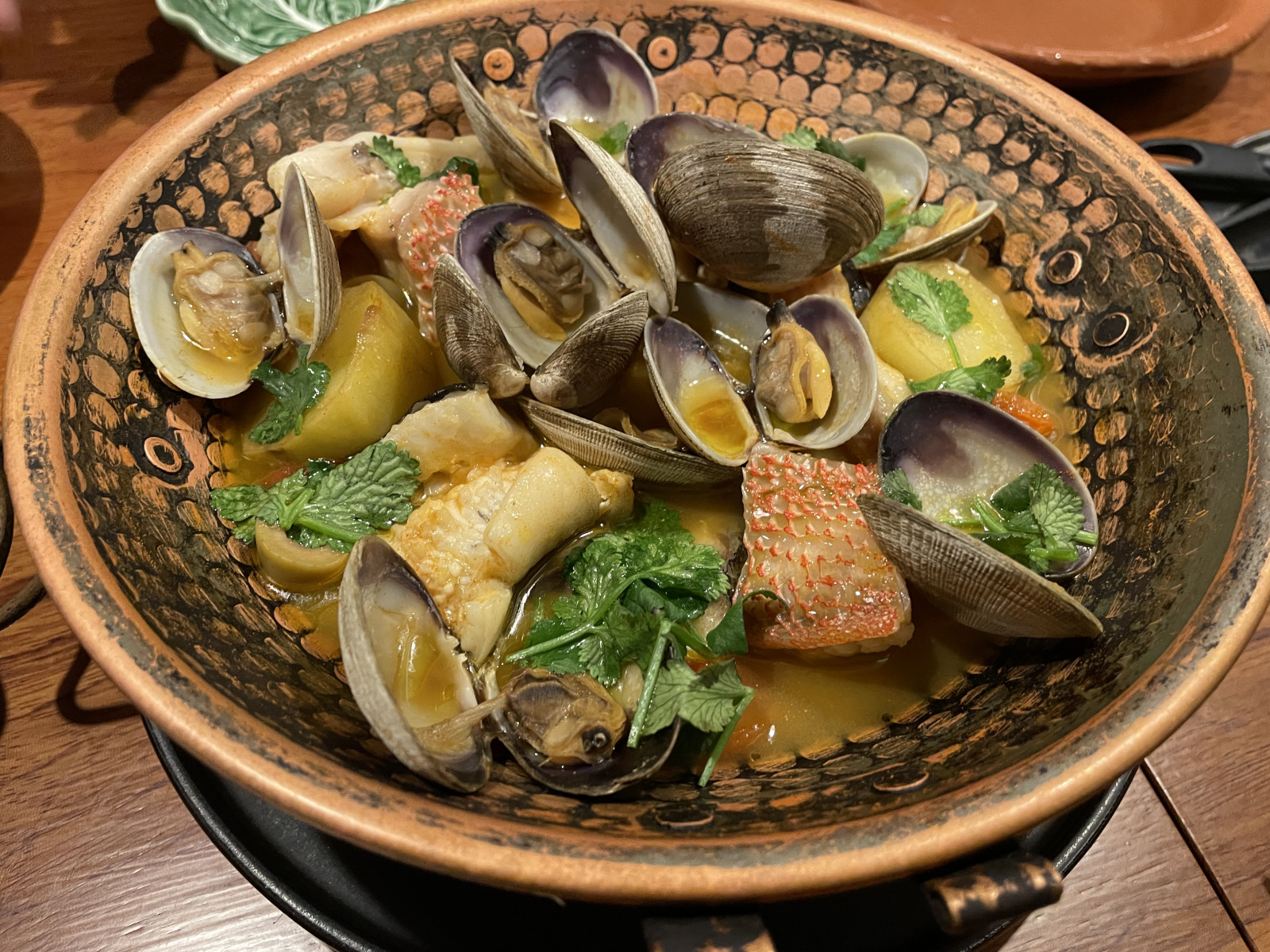 野瀬泰申の「青森しあわせ紀行 その11① ブイヤベースな昼と夜(上)」