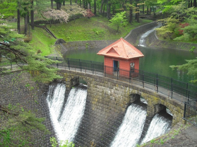 水源池公園