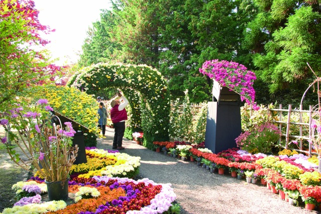 Hirosaki Castle Botanical Garden